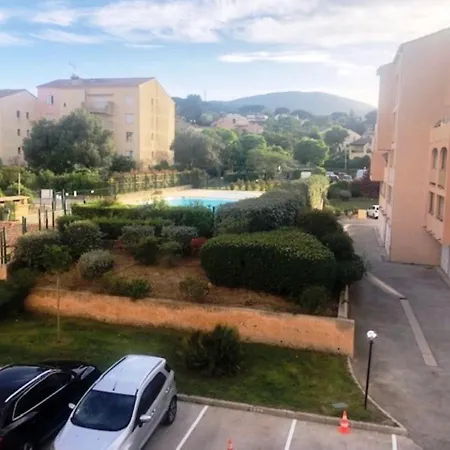 아파트 Provence Et Piscine *